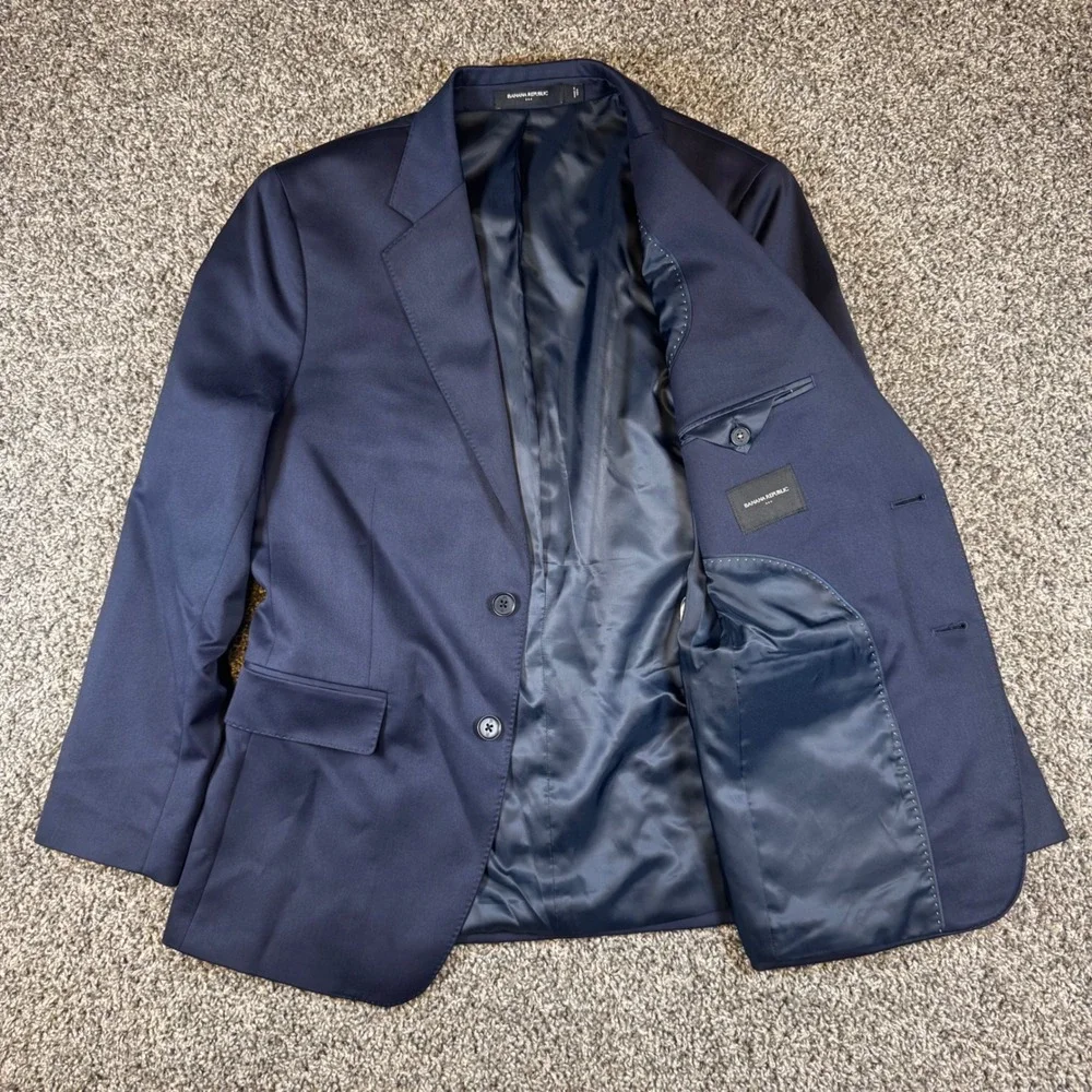 Banana Republic Blazer Mens 38R Navy Blue 2-Button Double Vent Jacket Satin